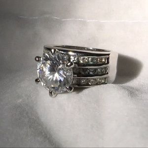 Premier Designs Ring